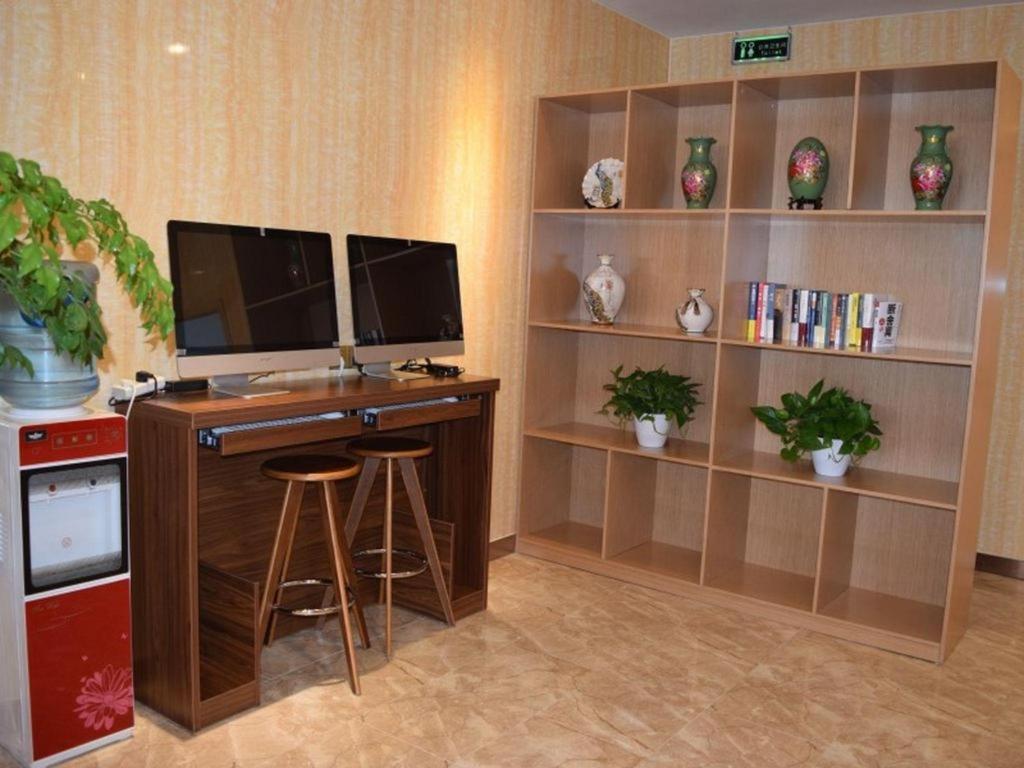 Greentree Inn Zhengzhou Xinzheng City Longhu Town Xiangyun Road Express Hotel Buitenkant foto