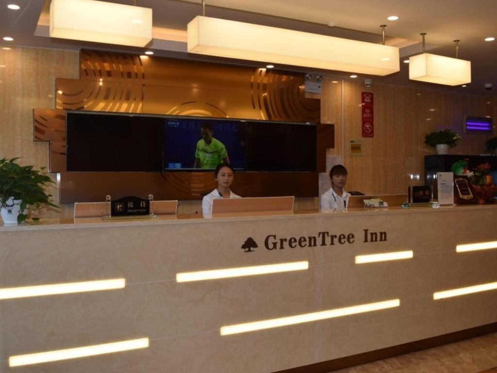 Greentree Inn Zhengzhou Xinzheng City Longhu Town Xiangyun Road Express Hotel Buitenkant foto