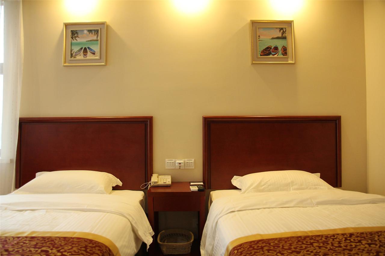 Greentree Inn Zhengzhou Xinzheng City Longhu Town Xiangyun Road Express Hotel Buitenkant foto